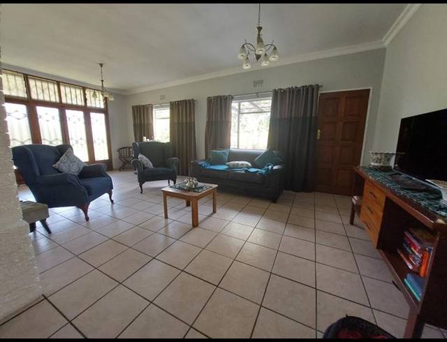 4 BEDROOM HOUSE FOR SALE IN CLAREMONT